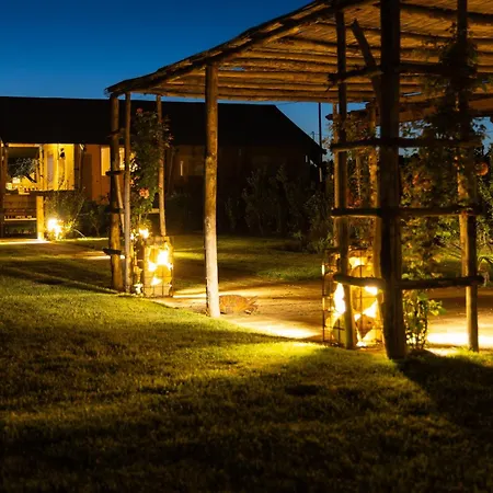 Luxury tent Inmaremma Glamping *