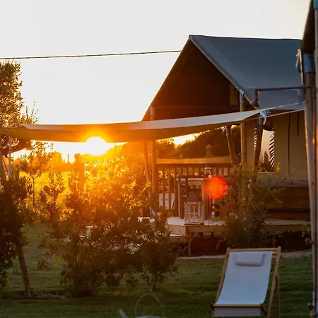 Inmaremma Glamping Роскошный шатер